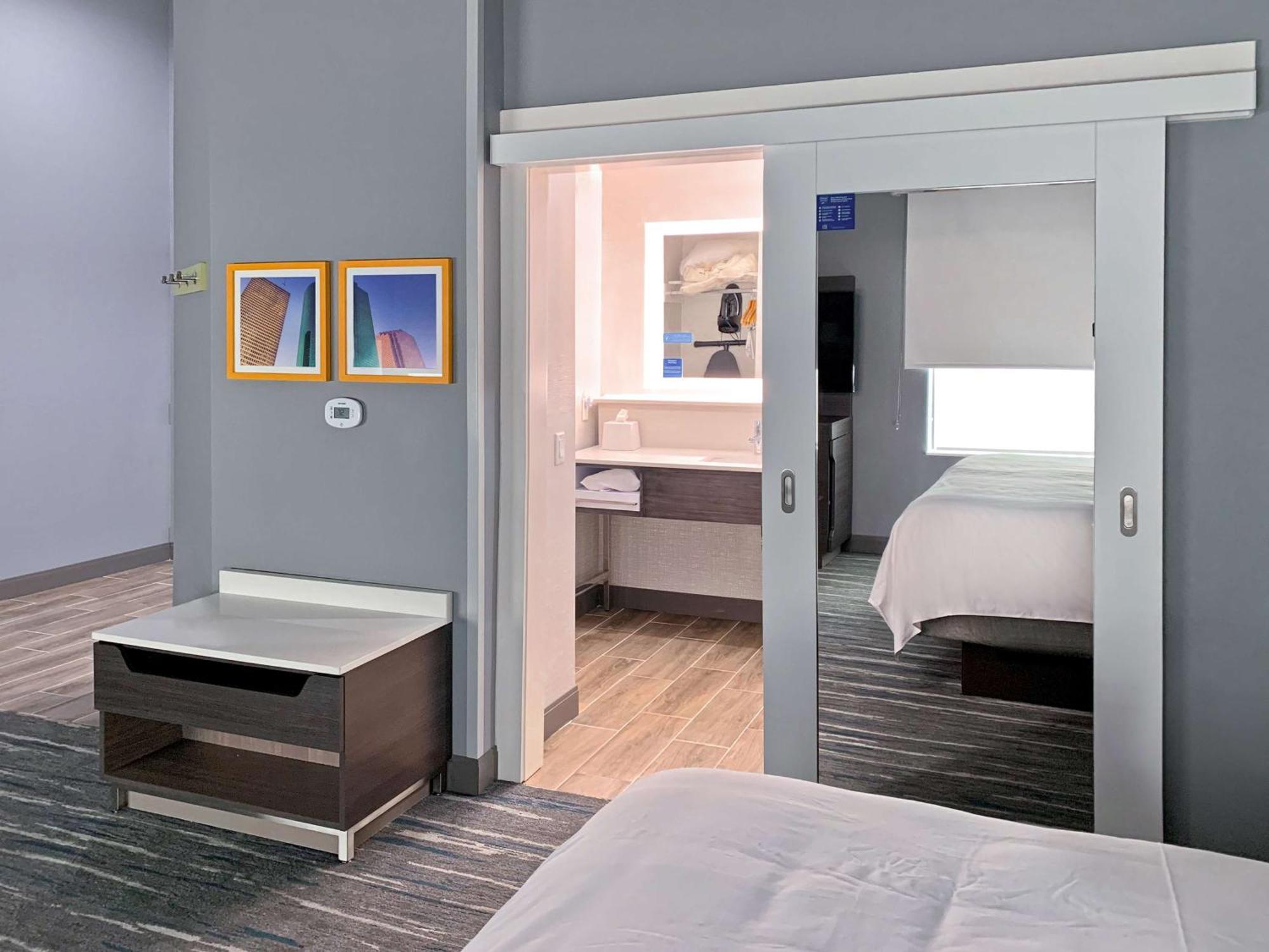 Hampton Inn & Suites Houston East Beltway 8, Tx Экстерьер фото